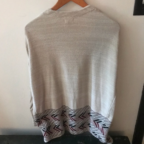 Sweater - Picture 3 of 3